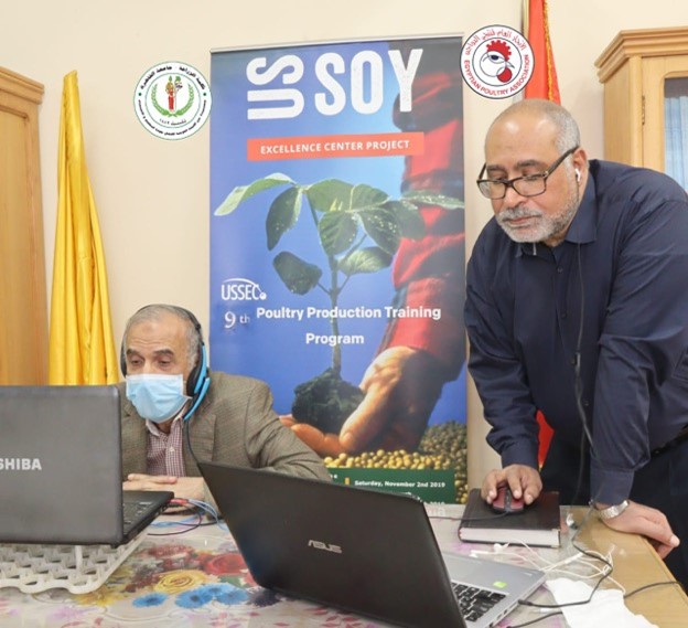 70 productores avícolas de MENA asisten a un seminario web sobre producción a través del Centro de Excelencia de la Soya